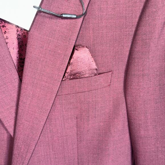 Bar III Men's Slim-Fit Wool Blend Suit Jacket Berry Red 38L $425 - Picture 7 of 9